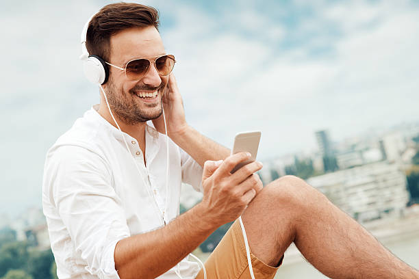istock Listening to music 613124520