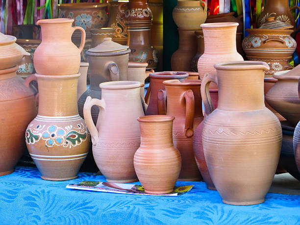 istock Clay pots on Sorochyn fair 613128418