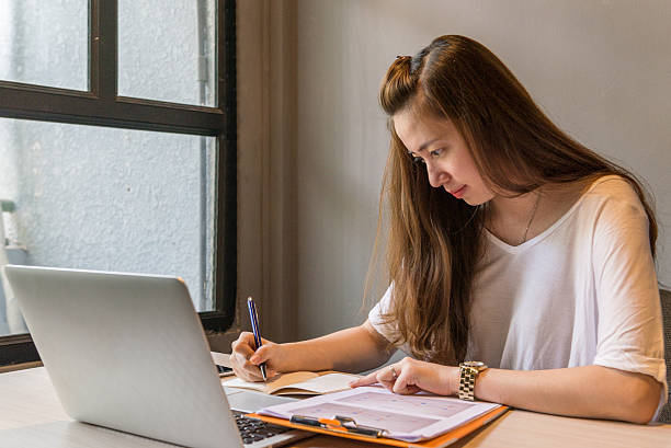 istock Young people need to work hard, challenge themselves after college 613216840