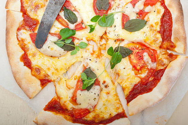 istock Italian pizza Margherita 613220328