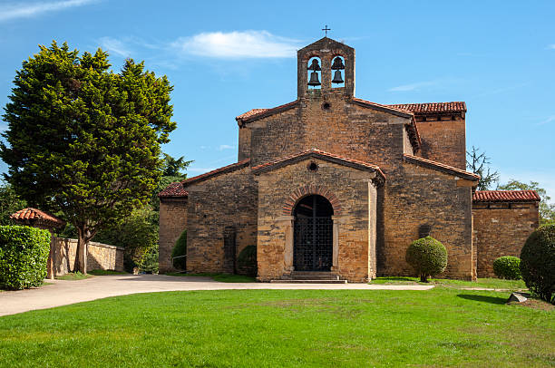 San Julian de los Prados Church, Oviedo San Julian de los Prados church in Oviedo, Asturias julian california stock pictures, royalty-free photos & images