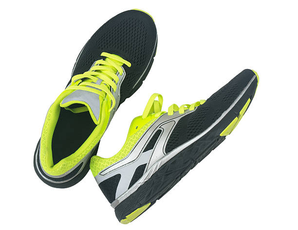 istock Men's shoes for jogging isolated on white background. 613242766