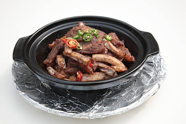Cured pork ribs (腊排骨) in clay pot, a typical Cantonese and Hong Kong cuisine in China