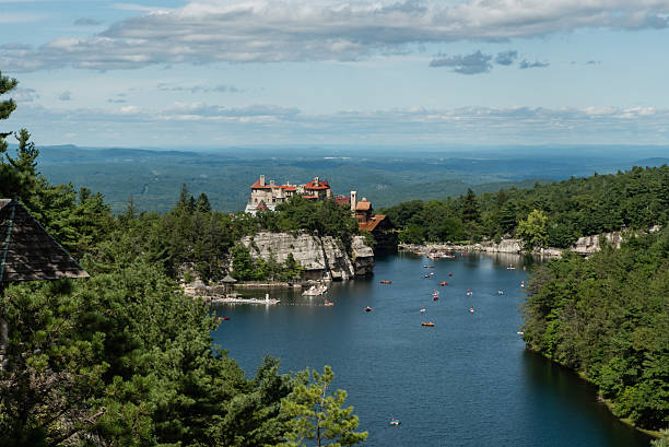 Lake Mohonk in the summer Lake Mohonk in the summer hudson valley stock pictures, royalty-free photos & images