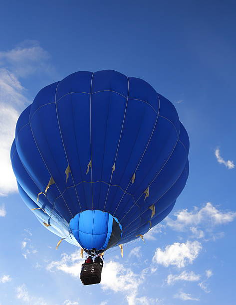 istock Blue hot air balloon 613316992