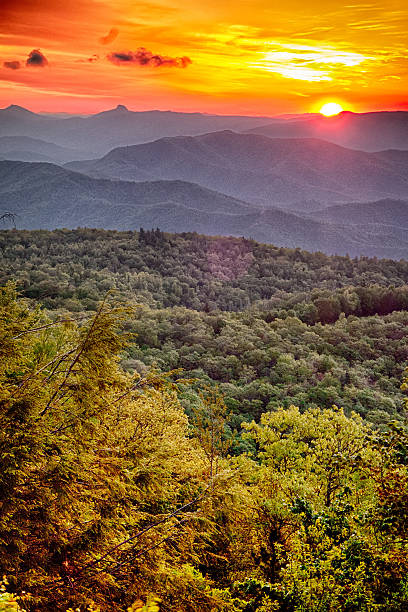 istock Blue Ridge Parkway summer Appalachian Mountains Sunset 613331768