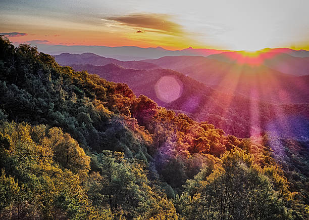 istock Blue Ridge Parkway summer Appalachian Mountains Sunset 613332192