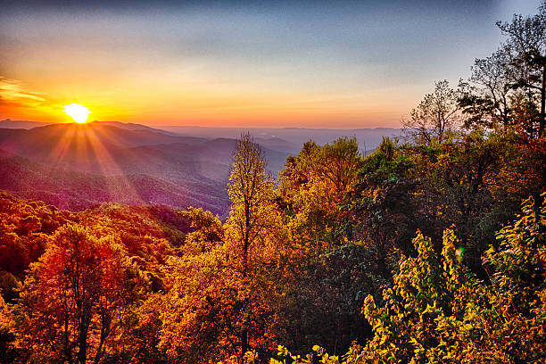 istock Blue Ridge Parkway summer Appalachian Mountains Sunset 613332328
