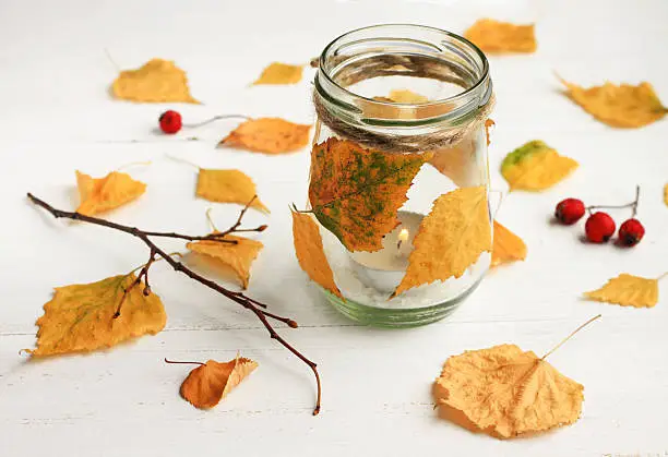 Photo of Autumn-themed DIY candle.