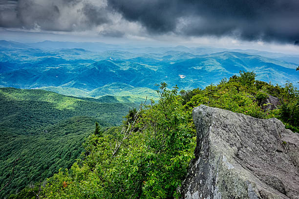 istock scenes along appalachian trail in great smoky mountains 613518204