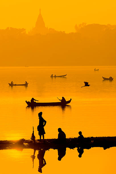 Mandalay, Myanmar Taung Ta Man Lake in Mandalay, Myanmar Amarapura stock pictures, royalty-free photos & images
