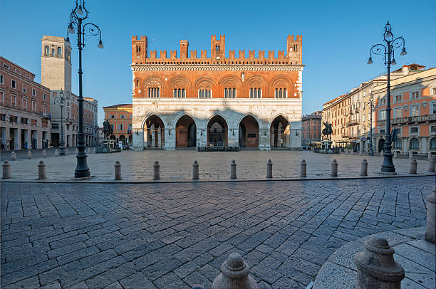 istock Piacenza, Gothic Palace 613555314