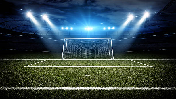 stadio di calcio e palo del gol - rete di calcio attrezzatura sportiva foto e immagini stock