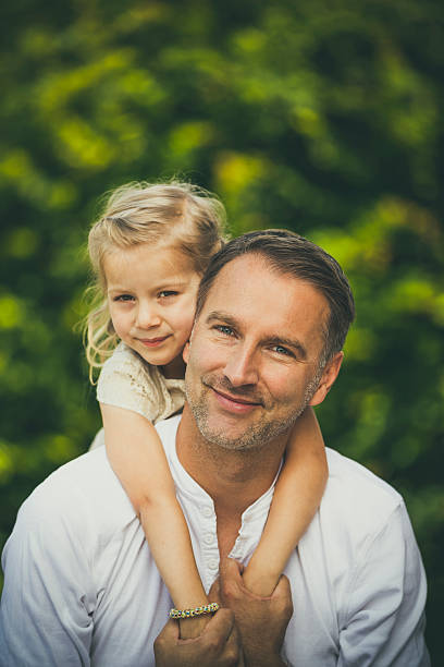 istock daddies little girl 613560308