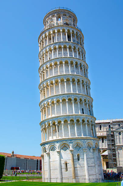 istock Leaning tower of Pisa in Italy 613661886
