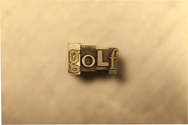 istock Golf  - golden lettering illustration 613662172