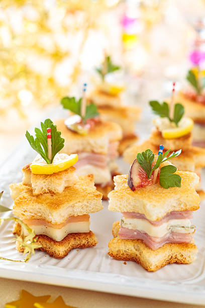 istock Starhaped holiday Appetizers. 613662426
