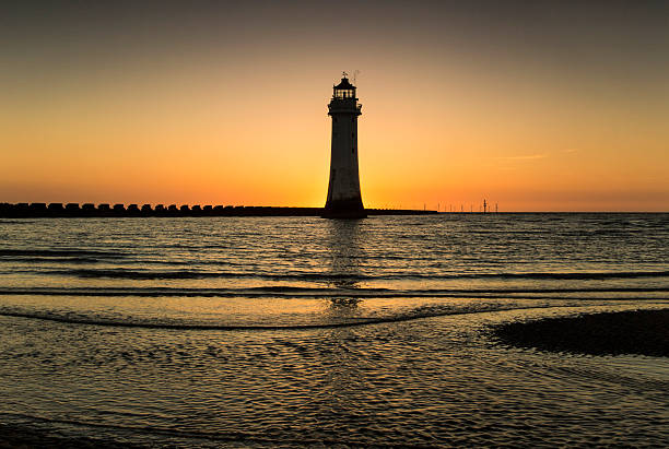 flußbarsch rock lighthouse  - perch rock lighthouse stock-fotos und bilder