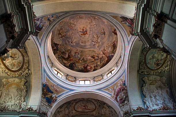 istock Inside the cathedral in San Miniato, Italy 613752000