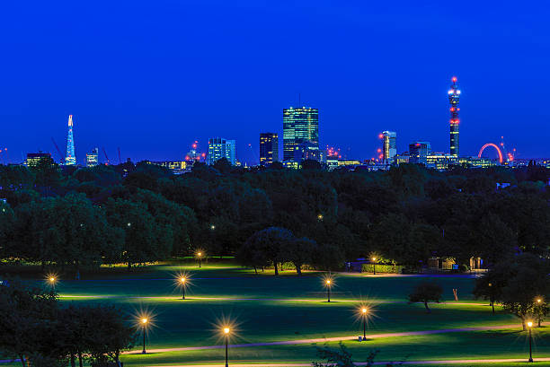 iluminação london cityscape à noite - industry uk park tourism - fotografias e filmes do acervo