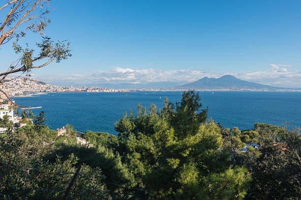 istock Bay of Naples 613871294