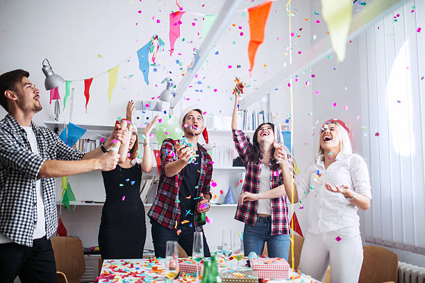 istock Christmas party in office 613883514