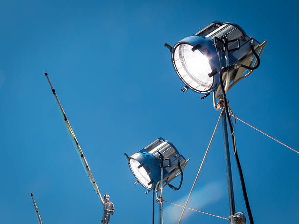 hmi de lumière projecteur disponibles - fresnel photos et images de collection