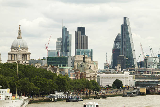 istock England, London, Business center 614018754