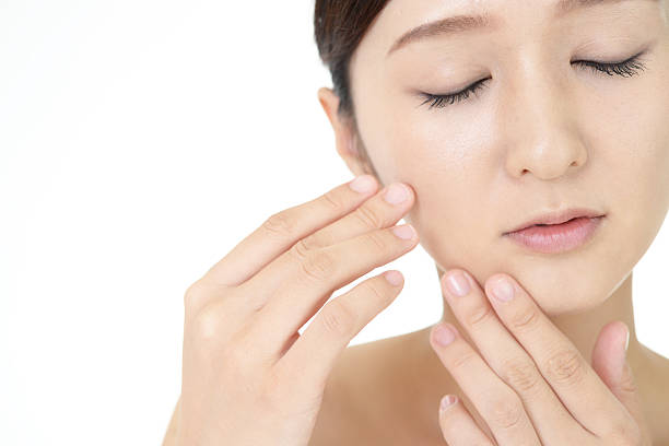 ゆったりした美しい若い女性。