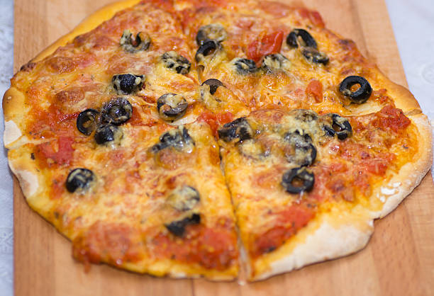 istock pizza food italian 614040244