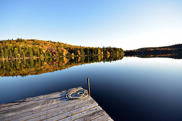 istock Autumn Sunset on Pickett Lake 614120284