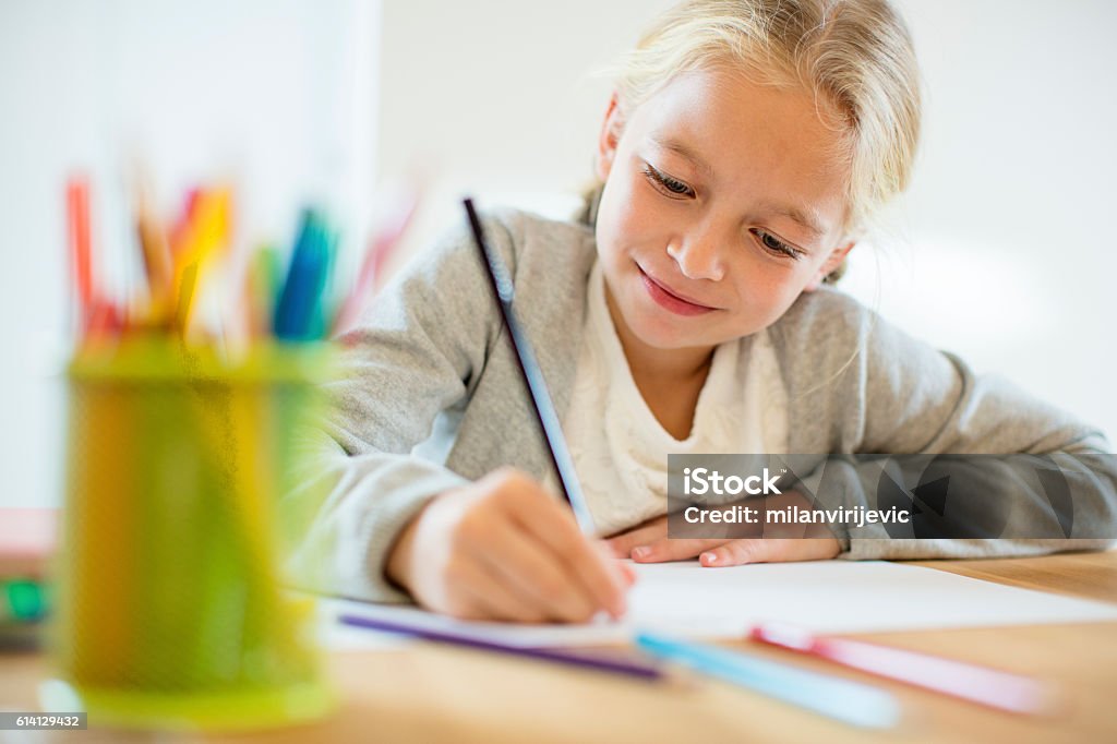 Hausaufgaben machen - Lizenzfrei Kind Stock-Foto