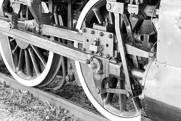 koła lokomotywy parowej z bliska - locomotive steam train train snow zdjęcia i obrazy z banku zdjęć