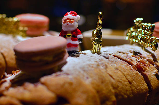 istock little Santa on the cakes 614139442