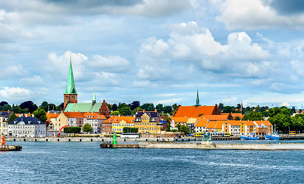 view of helsingor or elsinore from oresund strait - denmark - kronborg castle imagens e fotografias de stock