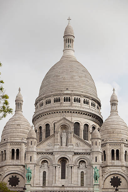 istock Sacred Heart Church Paris 614206900