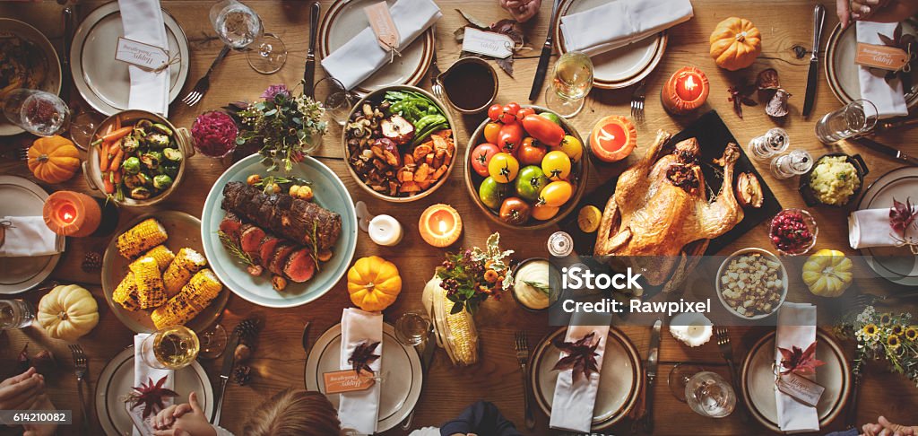 Thanksgiving-Feier traditionelle Dinner Table Setting Concep - Lizenzfrei Thanksgiving Stock-Foto