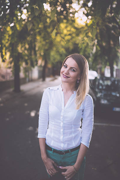 istock Young business woman 614223688