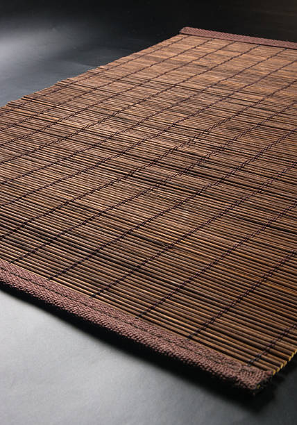 istock bamboo Mat - stand food 614248078