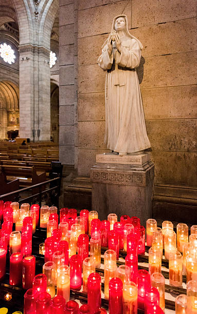 istock Virgin Mary Statue in Sacre-Coeur Basilica, Paris 614305370