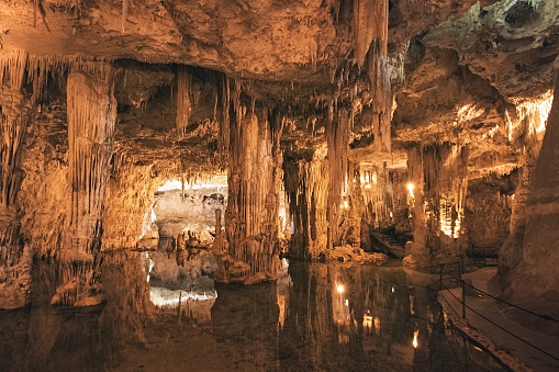 Cueva de Neptuno (Grotte di Nettuno), Cerdeña, Italia photo