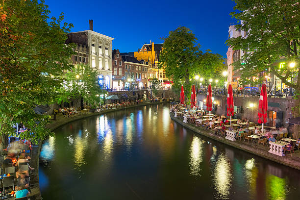 istock Canal Oudegracht at night, Utrecht, Netherlands 614403992