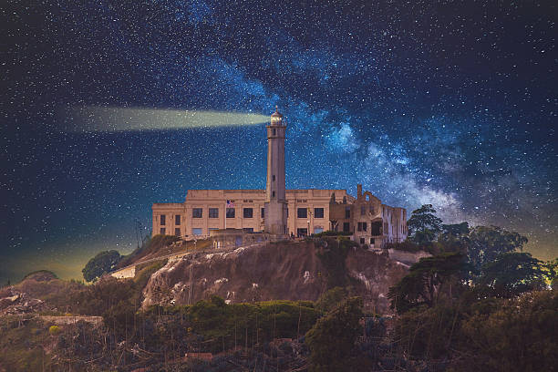 alcatraz island prison in san fransico ca milky way - san francisco bay area san francisco county international landmark san francisco bay imagens e fotografias de stock