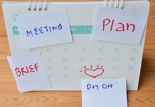 istock paper note for vacation remind stick on calendar 614500490
