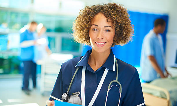 istock busy ward nurse manager 614502586