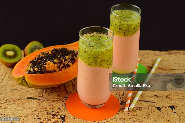 Kiwi Papaya Smoothie Stock Photo - Download Image Now - Breakfast, Detox, Drink