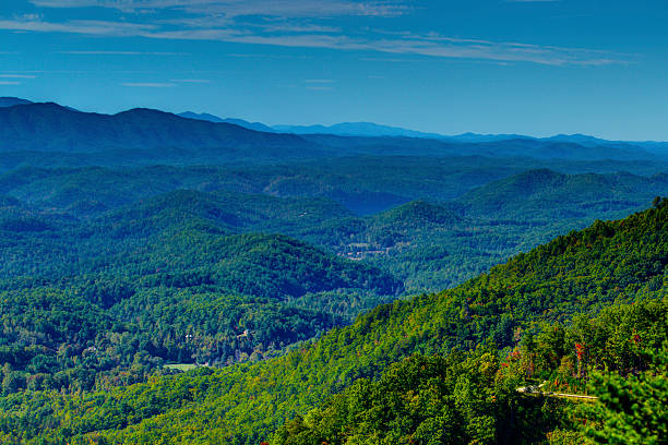 istock Scenic Foothills Parkway 101601 614537198