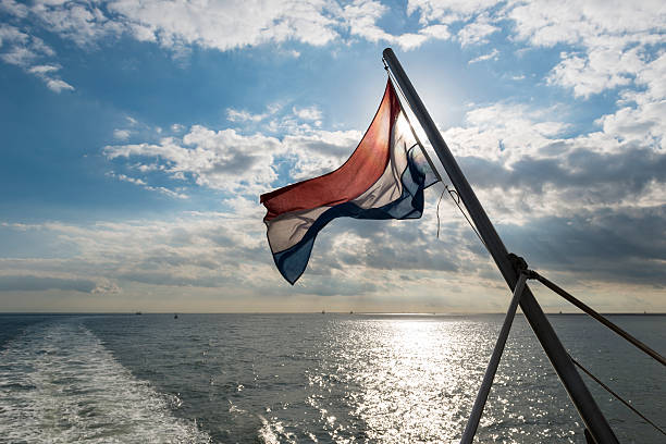 Sailing with spinnaker