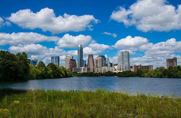 istock Green Side of Austin Texas Summer Skyline 614612772