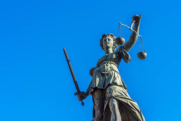 Justitia monument - Frankfurt, Frankfurt, New China
